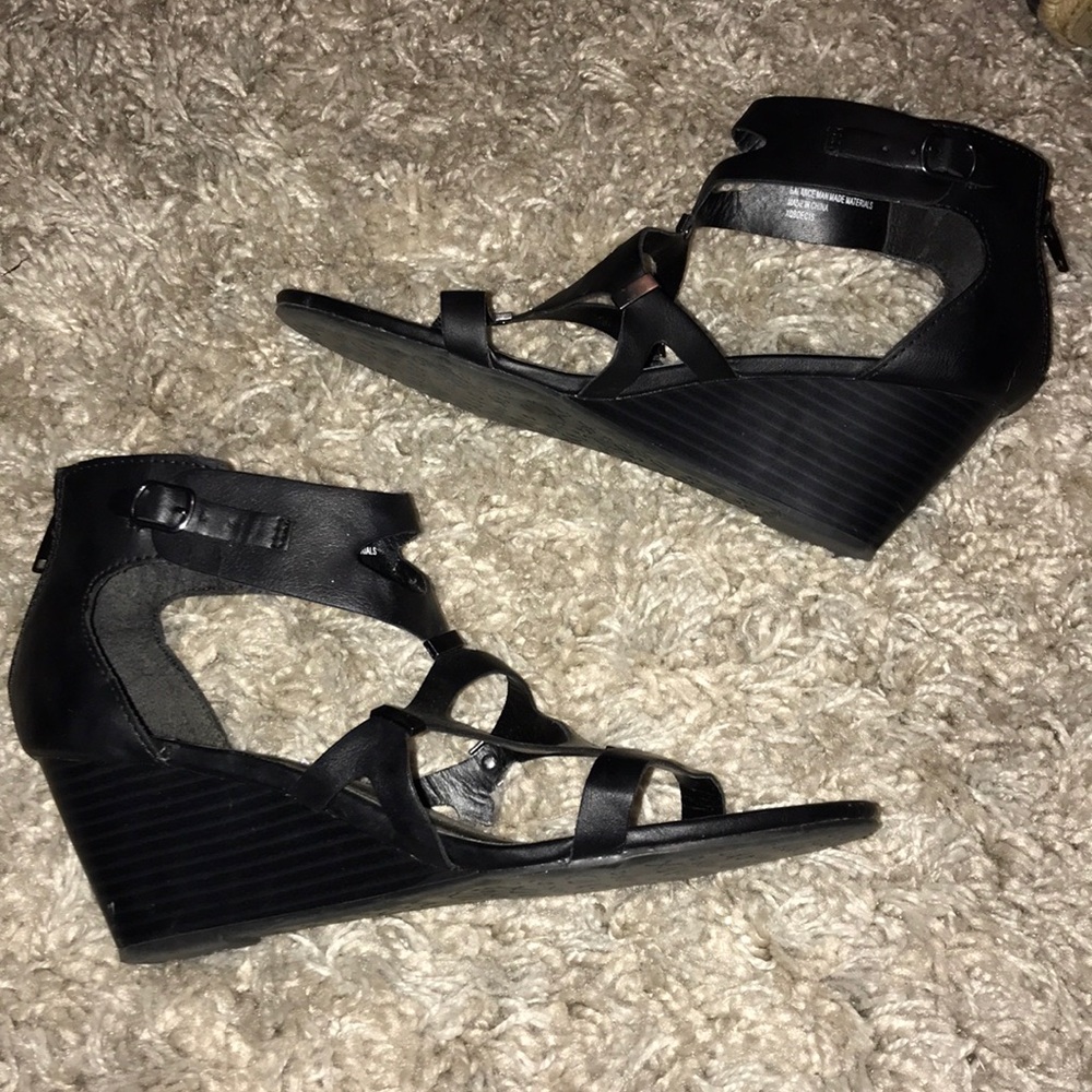Ankle high wedge Sandals  7.5 never worn